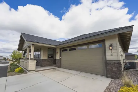2668 NW 25th Street Redmond OR 97756