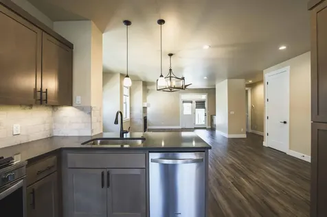 2668 NW 25th Street Redmond OR 97756