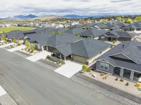 2668 NW 25th Street Redmond OR 97756