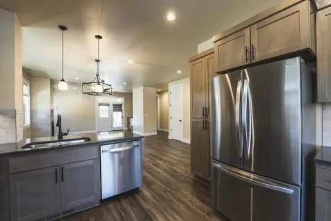 2668 NW 25th Street Redmond OR 97756