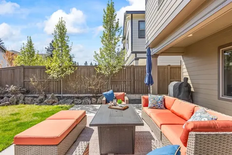 63322 NW Thoroughbred Place Bend OR 97703