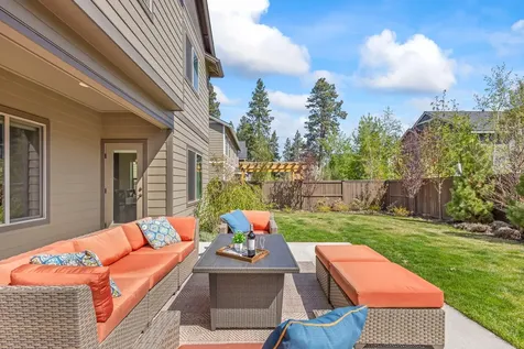 63322 NW Thoroughbred Place Bend OR 97703