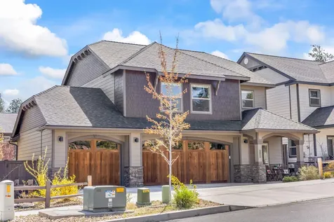 63322 NW Thoroughbred Place Bend OR 97703