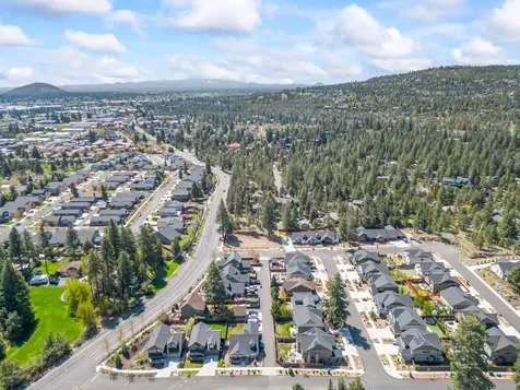 63322 NW Thoroughbred Place Bend OR 97703