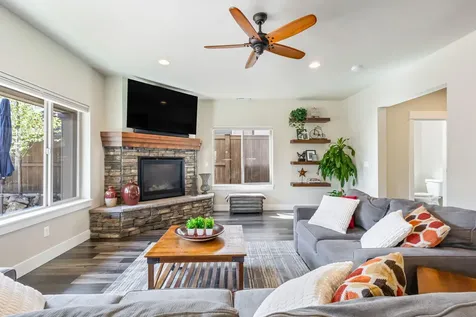 63322 NW Thoroughbred Place Bend OR 97703
