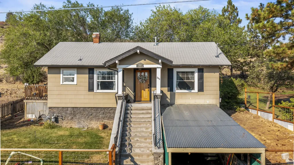240 S Rogers Street Klamath Falls OR 97601