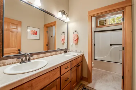 1222 NW Constellation Drive Bend OR 97703