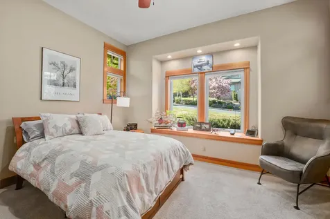 1222 NW Constellation Drive Bend OR 97703