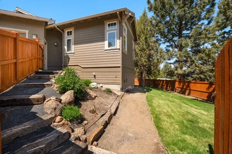 1222 NW Constellation Drive Bend OR 97703