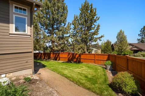 1222 NW Constellation Drive Bend OR 97703