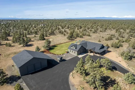 17816 SW Mount Saint Helens Drive Powell Butte OR 97753