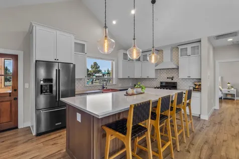 17816 SW Mount Saint Helens Drive Powell Butte OR 97753