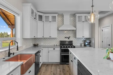17816 SW Mount Saint Helens Drive Powell Butte OR 97753