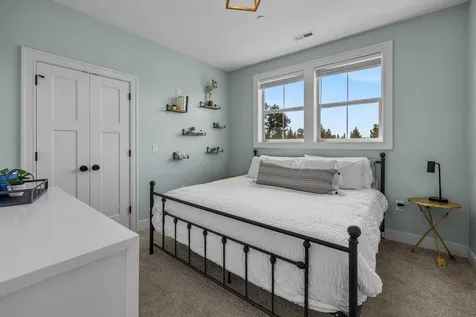 17816 SW Mount Saint Helens Drive Powell Butte OR 97753