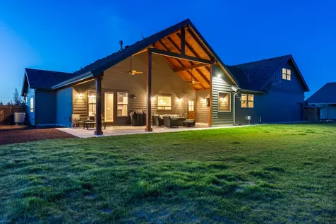 17816 SW Mount Saint Helens Drive Powell Butte OR 97753