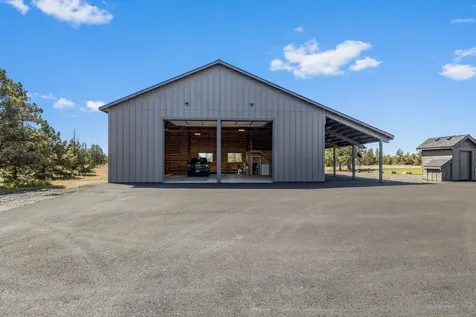 17816 SW Mount Saint Helens Drive Powell Butte OR 97753