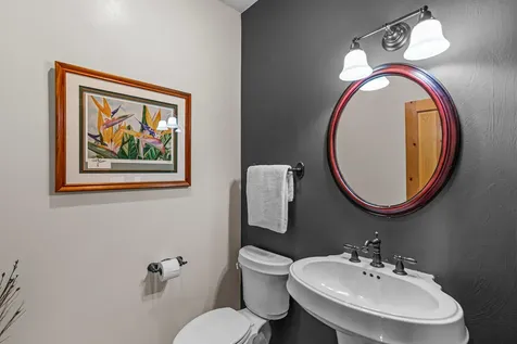 545 Conifer Way Ashland OR 97520