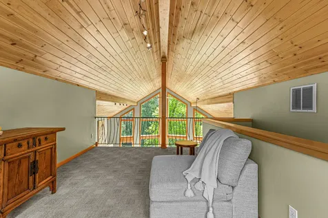 545 Conifer Way Ashland OR 97520