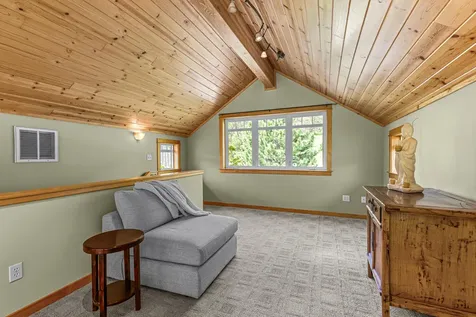 545 Conifer Way Ashland OR 97520