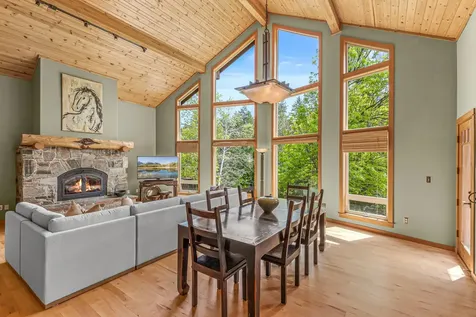 545 Conifer Way Ashland OR 97520