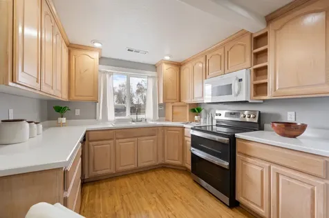 107 NW Cedar Avenue Redmond OR 97756