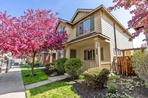 2749 NW Cedar Avenue Redmond OR 97756