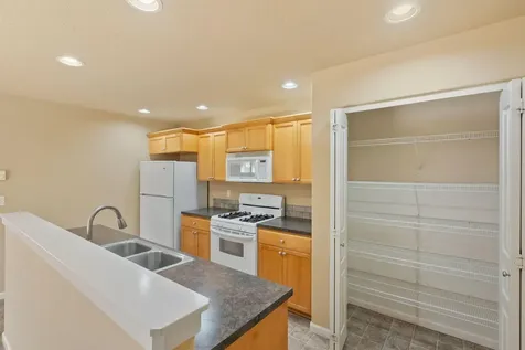 2749 NW Cedar Avenue Redmond OR 97756