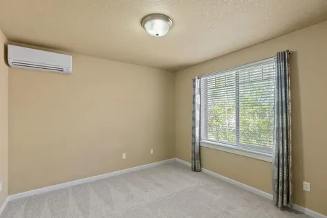 2749 NW Cedar Avenue Redmond OR 97756