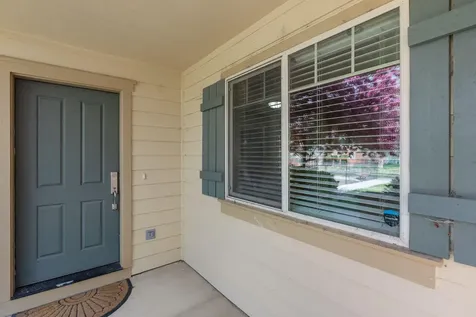 2749 NW Cedar Avenue Redmond OR 97756