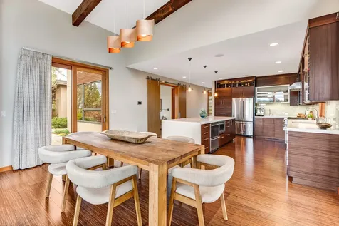 61069 Bachelor View Road Bend OR 97702