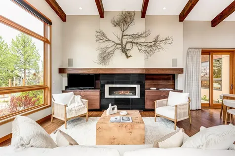 61069 Bachelor View Road Bend OR 97702