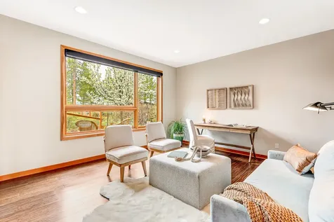 61069 Bachelor View Road Bend OR 97702