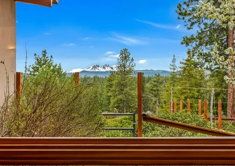 61069 Bachelor View Road Bend OR 97702