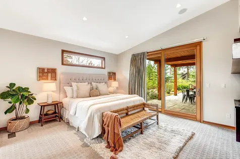 61069 Bachelor View Road Bend OR 97702