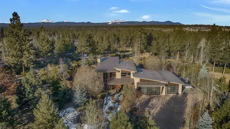 61069 Bachelor View Road Bend OR 97702
