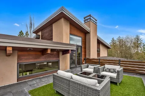 61069 Bachelor View Road Bend OR 97702
