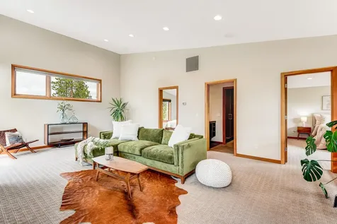 61069 Bachelor View Road Bend OR 97702