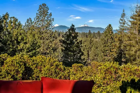 61069 Bachelor View Road Bend OR 97702