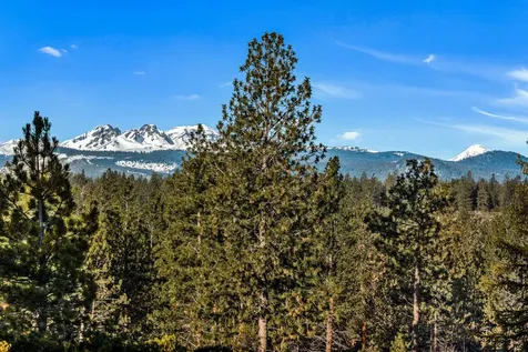 61069 Bachelor View Road Bend OR 97702