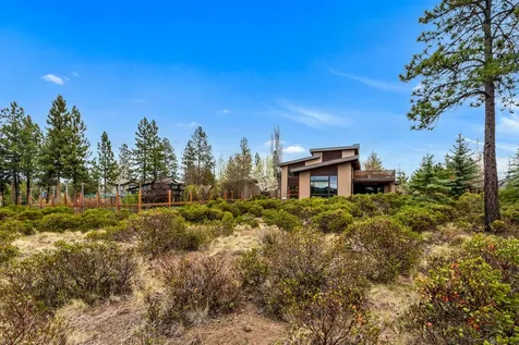 61069 Bachelor View Road Bend OR 97702