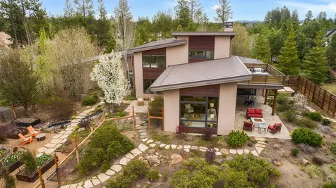 61069 Bachelor View Road Bend OR 97702