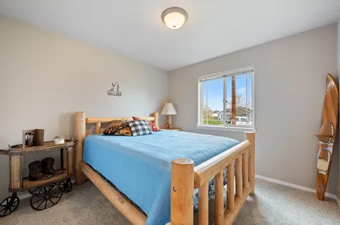 2560 NE 5th Street Redmond OR 97756