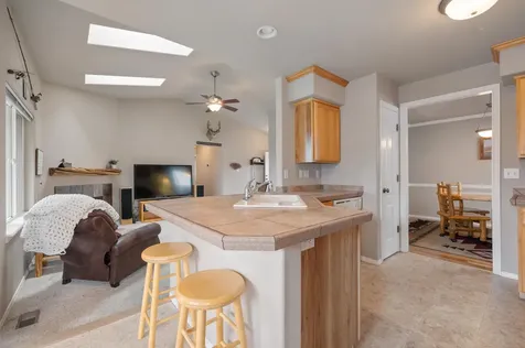 2560 NE 5th Street Redmond OR 97756