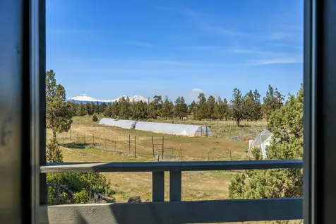 7858 SW 61st Street Redmond OR 97756