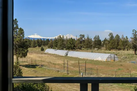 7858 SW 61st Street Redmond OR 97756
