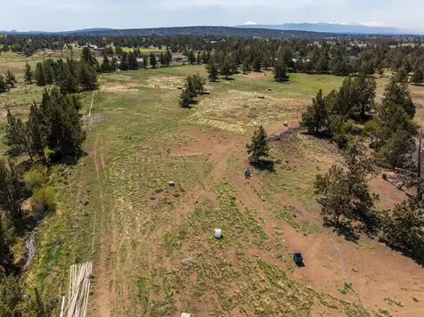 7858 SW 61st Street Redmond OR 97756