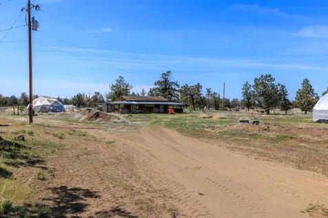 7858 SW 61st Street Redmond OR 97756