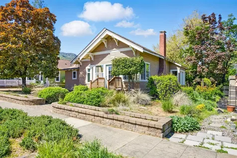 263 Oak Street Ashland OR 97520
