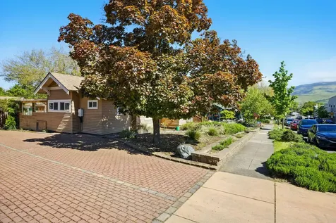 263 Oak Street Ashland OR 97520