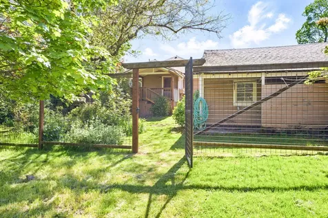 263 Oak Street Ashland OR 97520